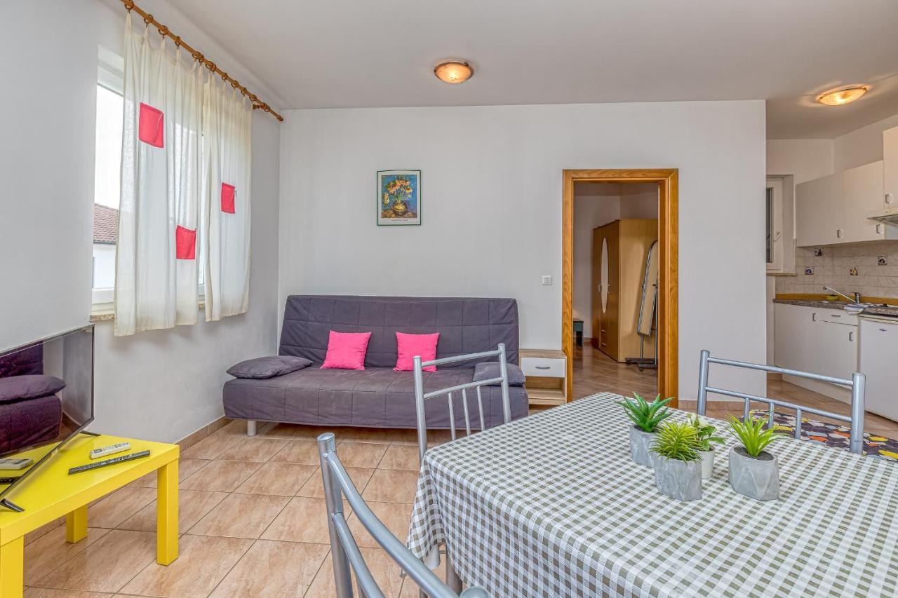 Sunrise Apartments Rovinj Extérieur photo