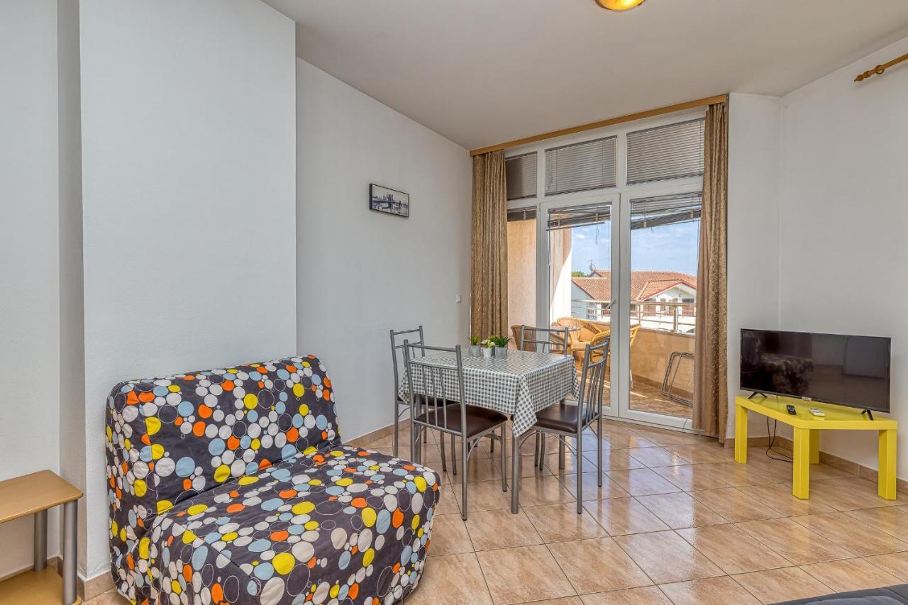 Sunrise Apartments Rovinj Extérieur photo